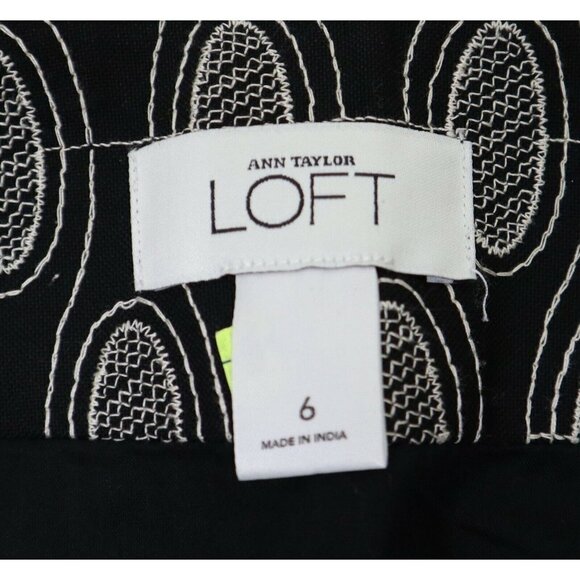 WOMEN'S BLACK EMBROIDERED PENCIL SKIRT - ANN TAYLOR LOFT - SIZE 6 - Picture 2 of 3